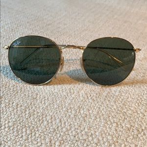 Like-New Ray Ban Round Metal Sunglasses